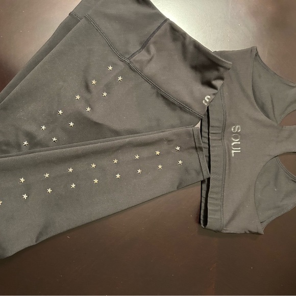SoulCycle 2pc Workout Set Sports Bra & Leggings - Picture 2 of 4